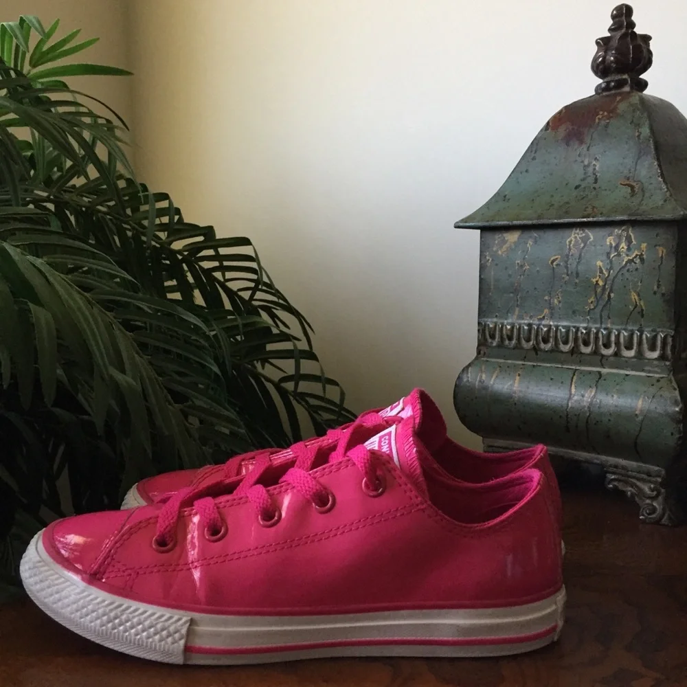 Converse Chuck Taylor All Star (Pink Pop) Sneakers